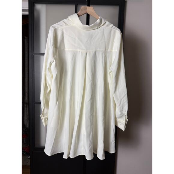 NWT Tuckernuck Cream Carrie Blouse Size XL - Picture 2 of 9